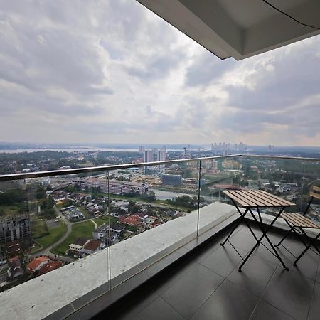 Ais-Kacang Sweet Home Pinnacle Tower Johor Bahru Exteriör bild