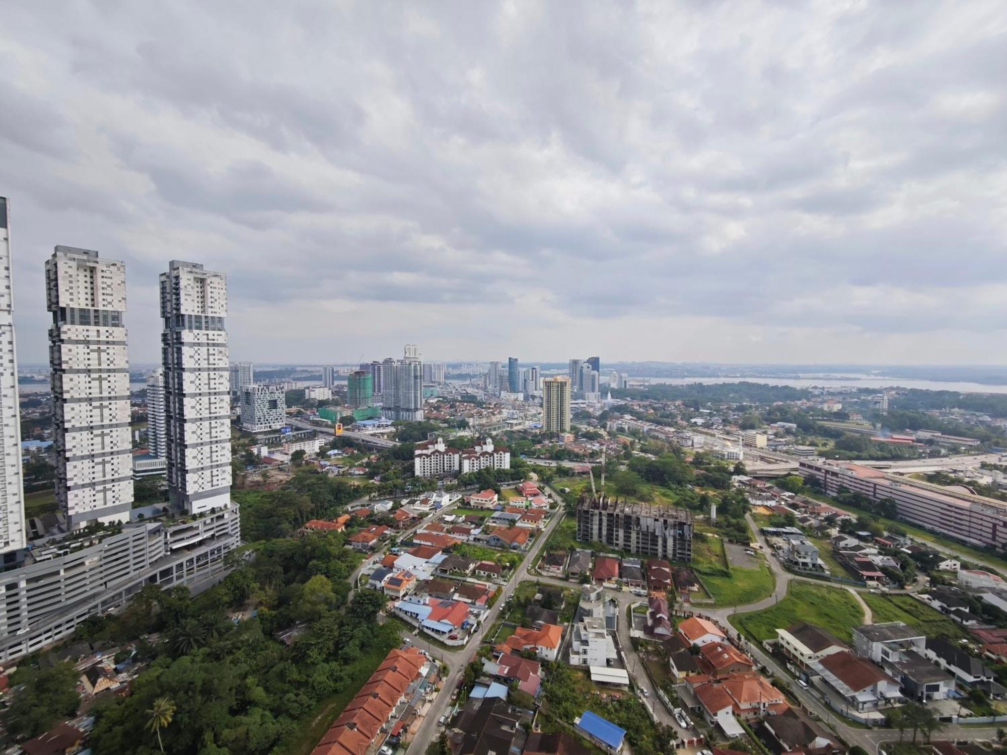Ais-Kacang Sweet Home Pinnacle Tower Johor Bahru Exteriör bild