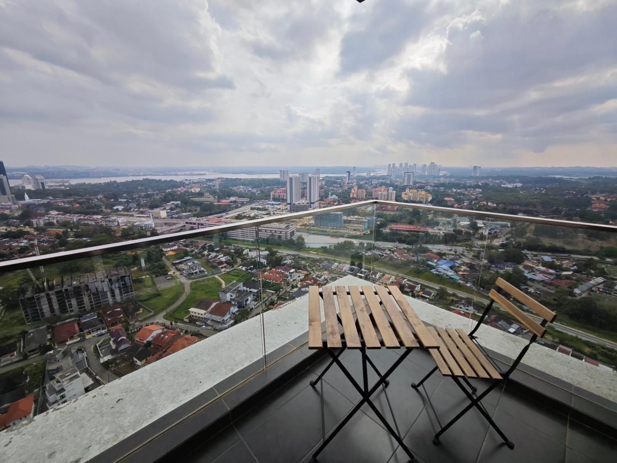 Ais-Kacang Sweet Home Pinnacle Tower Johor Bahru Exteriör bild