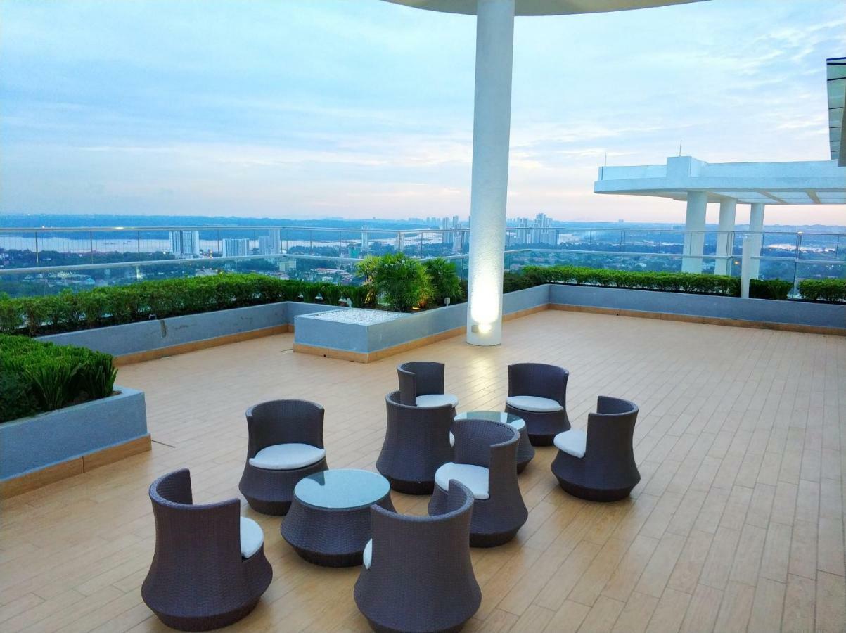 Ais-Kacang Sweet Home Pinnacle Tower Johor Bahru Exteriör bild