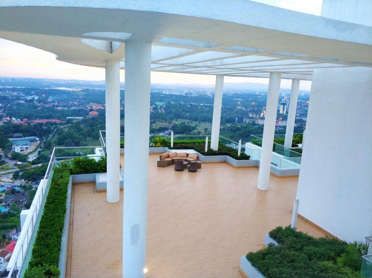 Ais-Kacang Sweet Home Pinnacle Tower Johor Bahru Exteriör bild